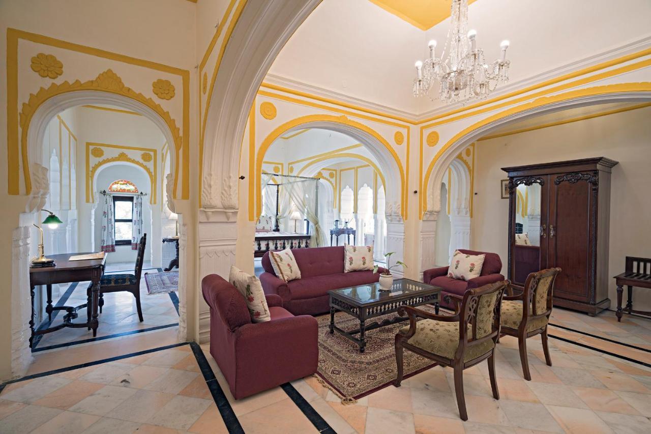 Alsisar Mahal- Heritage Hotel Exterior photo